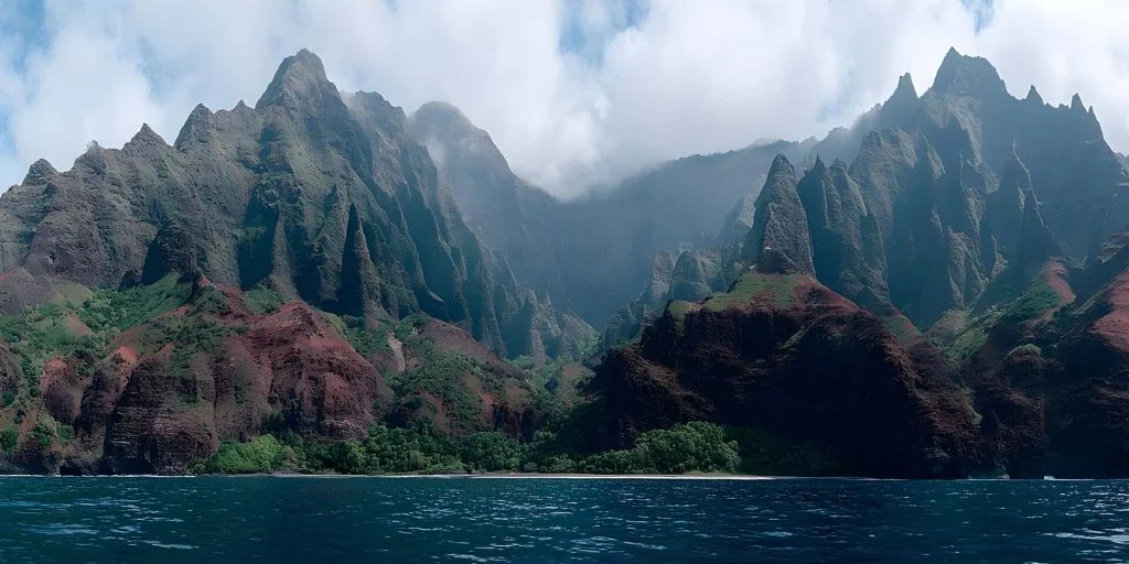 How to See the Nā Pali Coast: Helicopter, Boat or Hiking