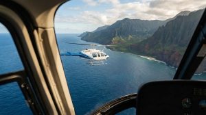 Private VIP Helicopter Tour of Oahu — 60 Minutes, Doors On or Off