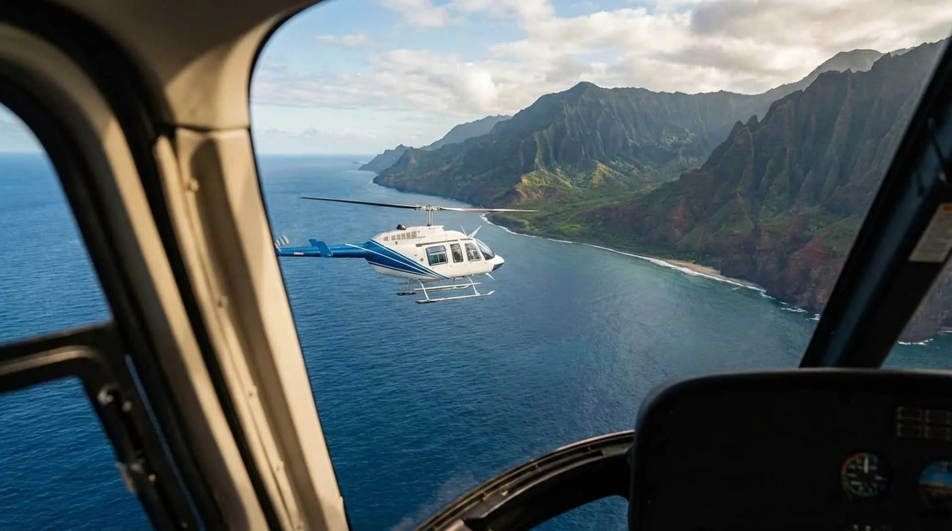 Helicopter tour flying over the Oahu coastline, Hawaii