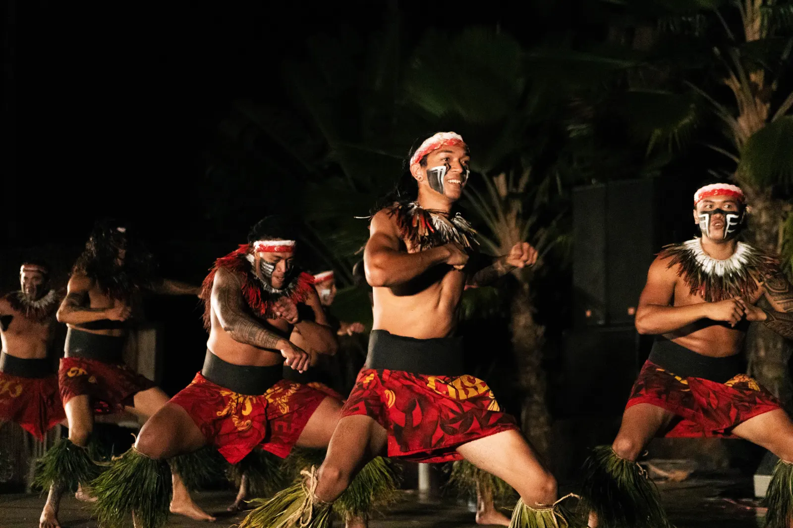 Chiefs Luau — Oahu's Big Production Luau, Transport Included