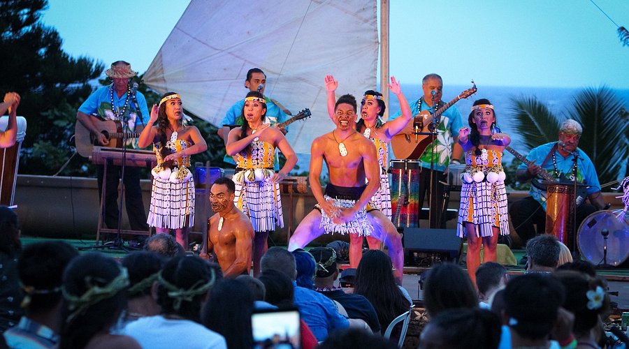 Ka Moana Luau at Aloha Tower, Honolulu