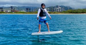 Solo Mid-Length eFoil Experience in South Shore, Oahu