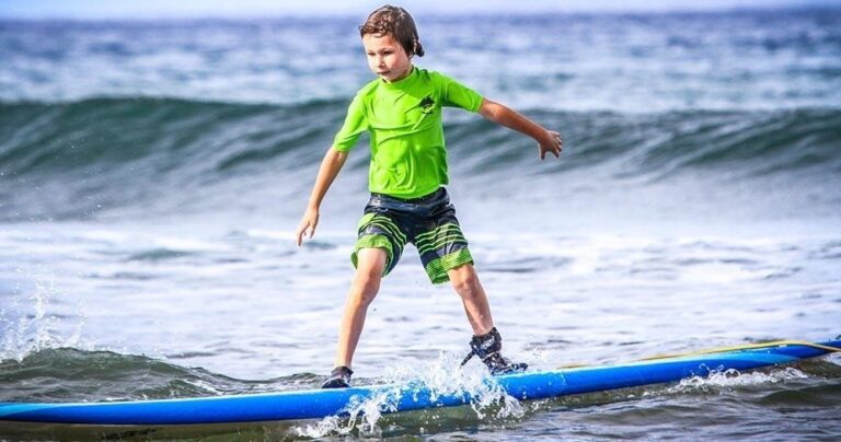 Group Surf Lesson at Whalers Village, Maui: Four Max