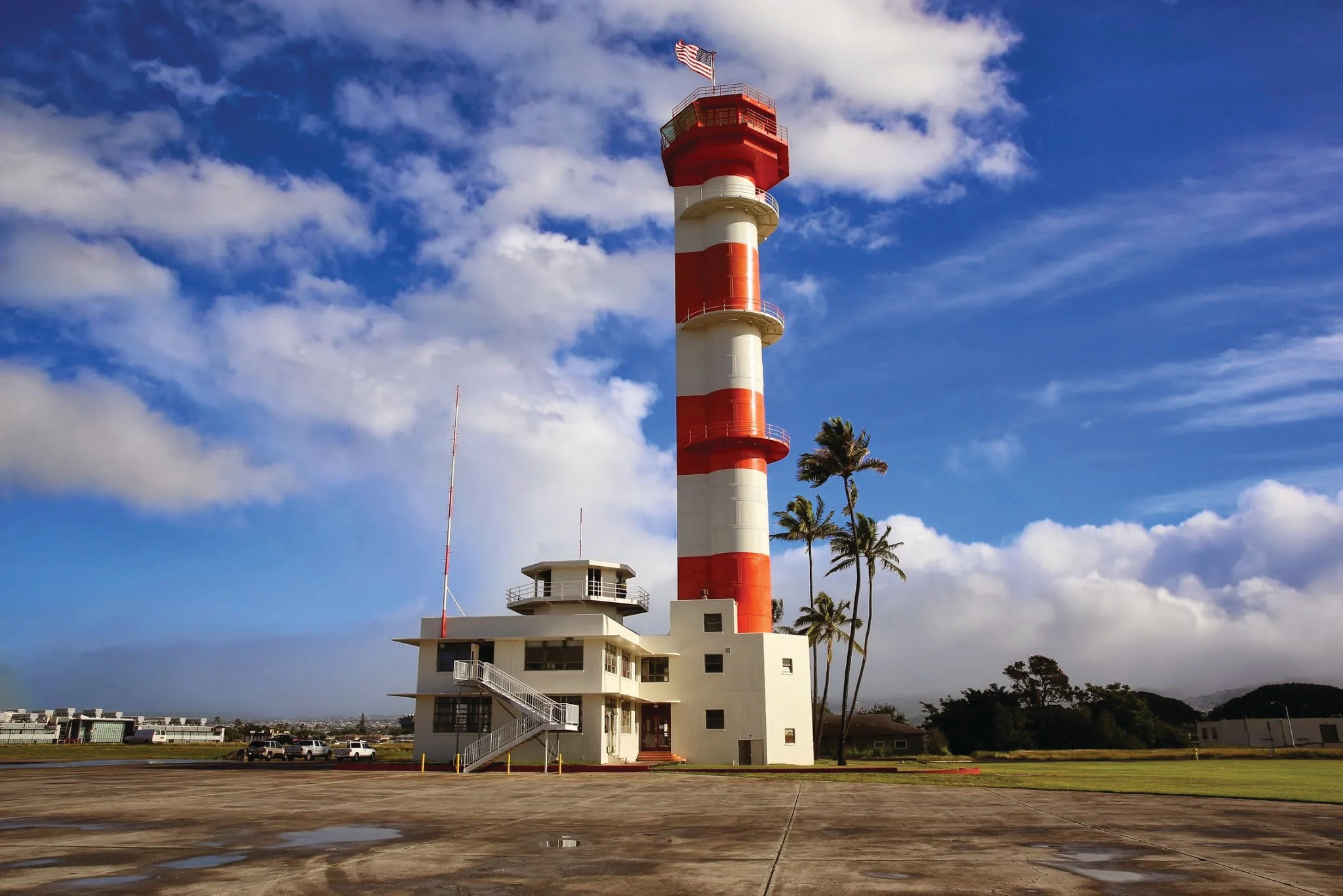 Kauai to Oahu Pearl Harbor day trip with airfare, USS Arizona Memorial and Battleship Missouri