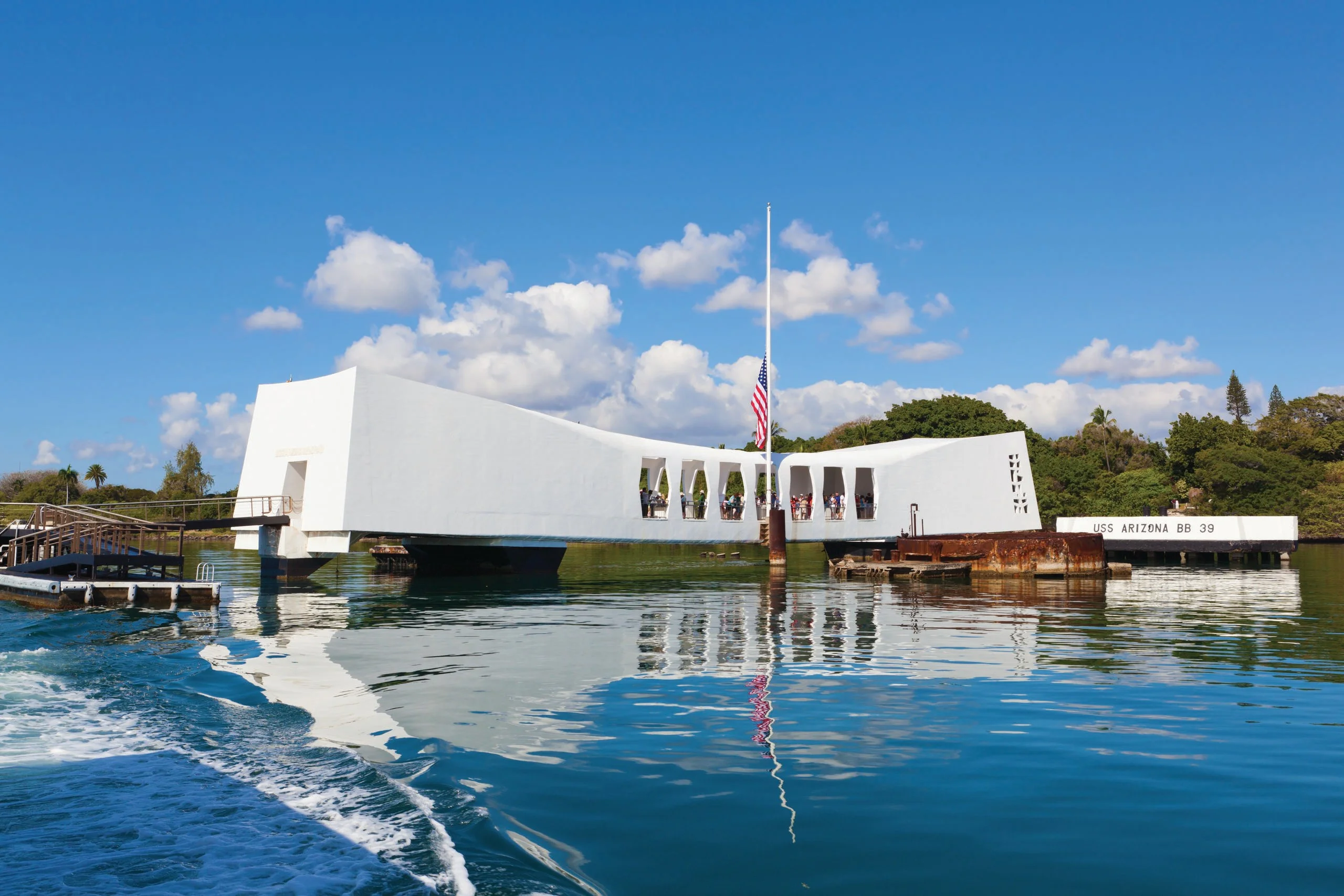 USS Arizona Memorial and Battleship Missouri at Pearl Harbor, Oahu - day trip from Maui