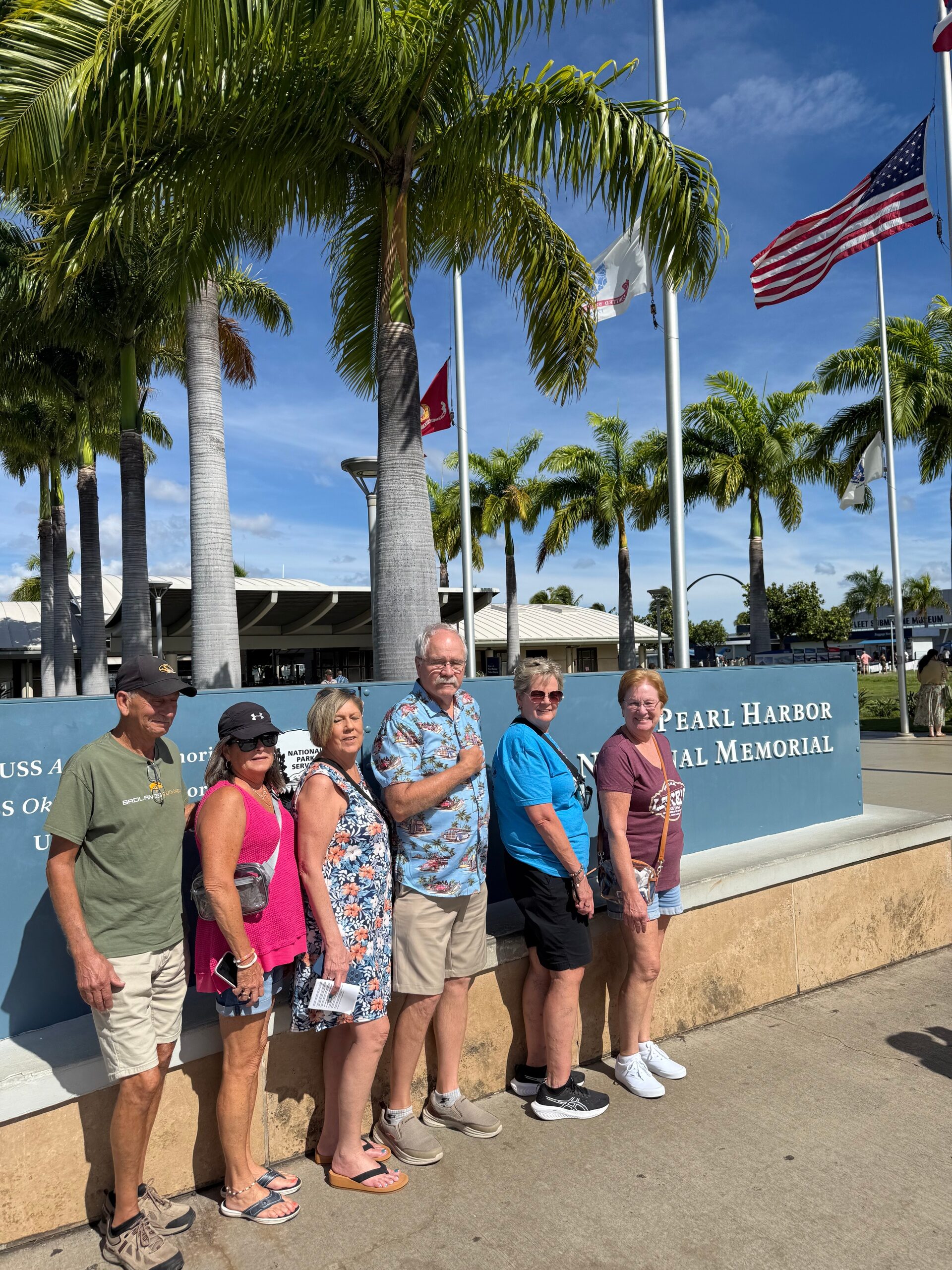 Pearl Harbor and City Tour: Private Small Group with USS Arizona Memorial and Leonard’s Malasadas