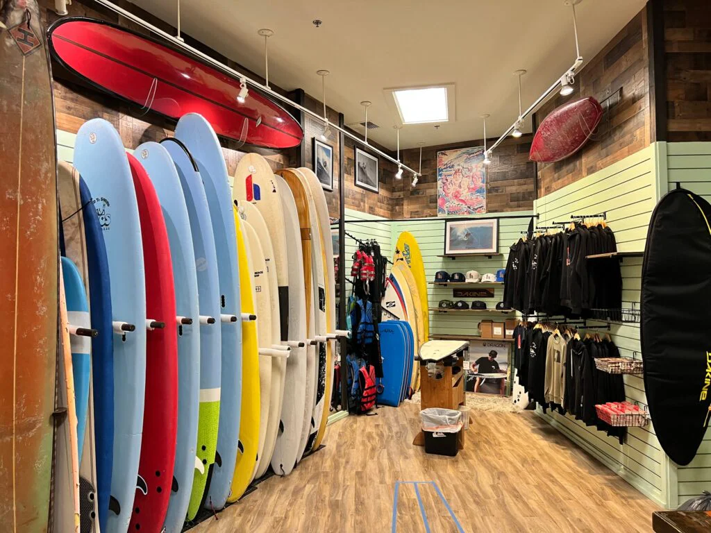 Surfboard Rentals on Oahu: What to Know Before You Rent