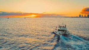 Waikiki Sunset Cruise with Tasting Menu
