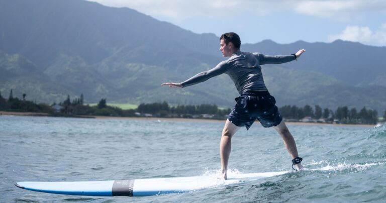 Private Beginner Surf Lesson in Oahu: One-to-One on the Fundamentals