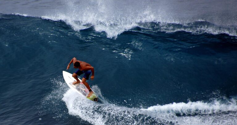 Surf Maui 101: Two-Hour Lesson from Age Five