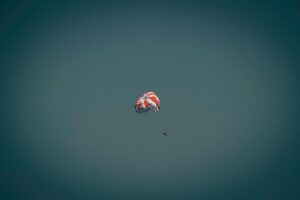 Tandem Parasailing in Honolulu — Diamond Head Views